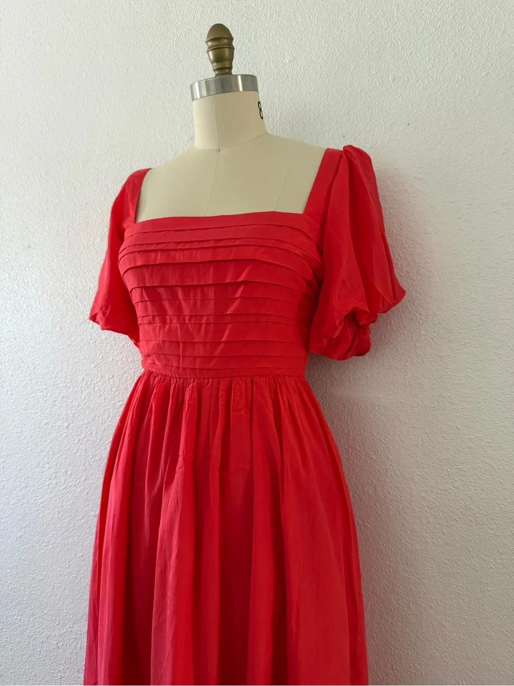 Abercrombie & Fitch lightweight coral